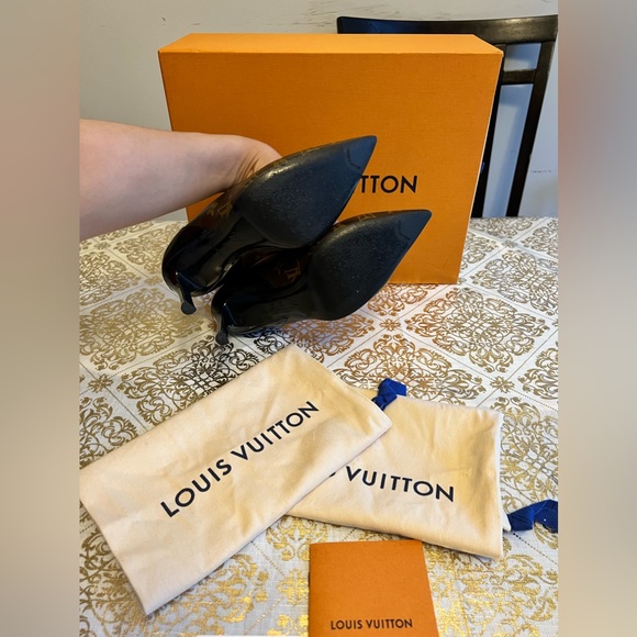 … CHERIE PUMP - Picture 7 of 10